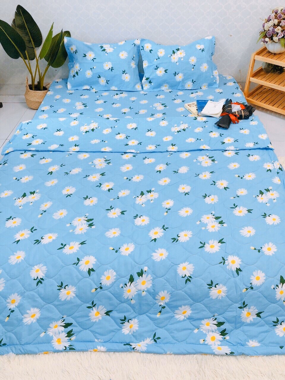 Bộ Chăn Ga Gối Combo 5 Món , Họa Mi Xanh , Chất Liệu Bền Đẹp, Không Phai, Không Xù, Mẫu Mã Kích Cỡ Đa Dạng