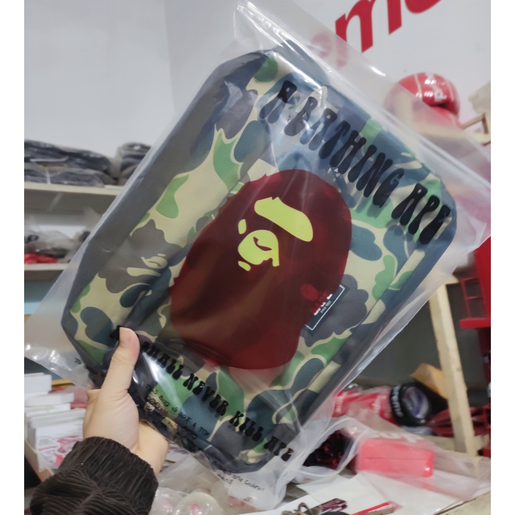 Túi đeo đựng ipad laptop Bape camo 2021