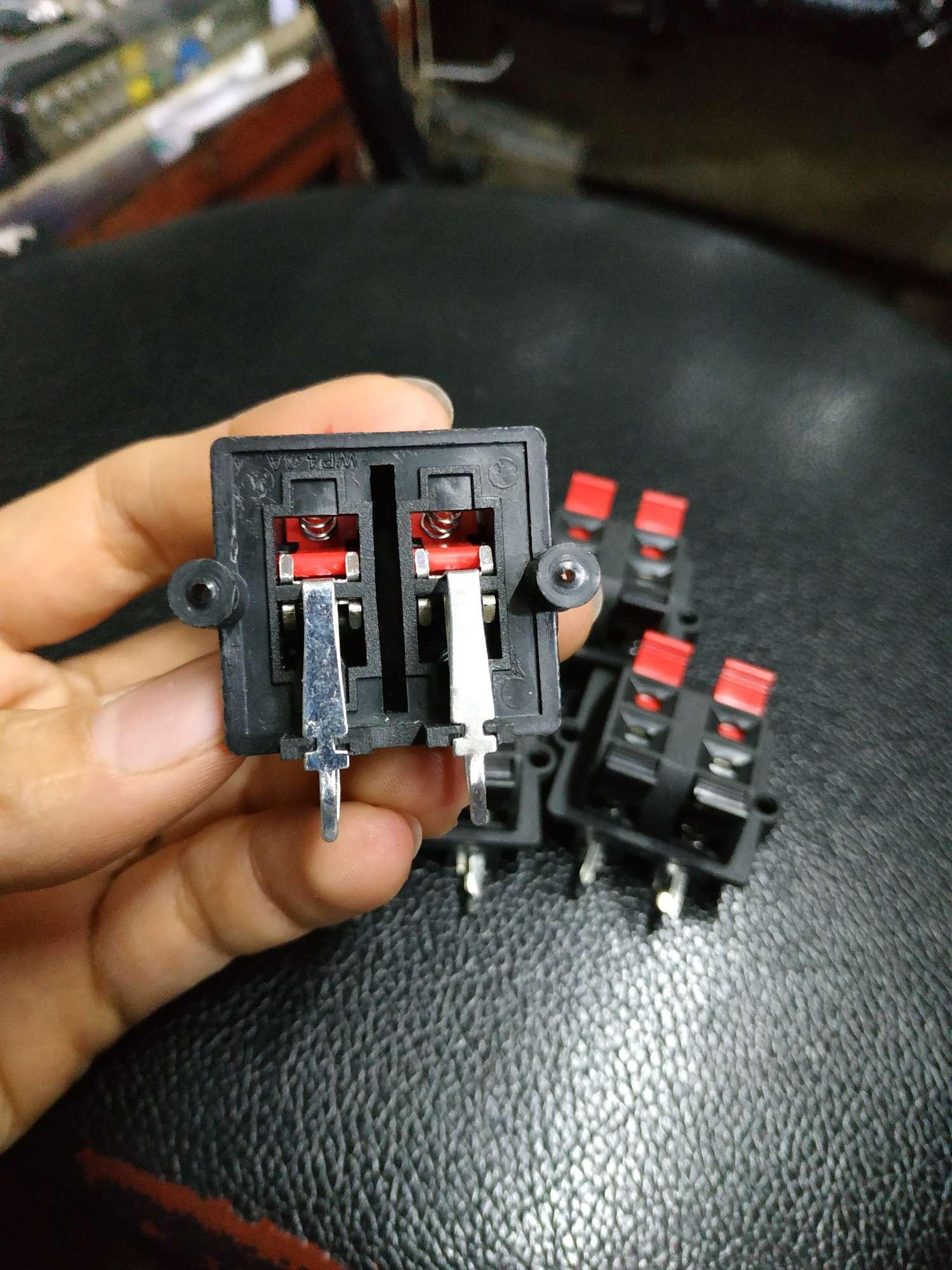 Cọc loa Vuông Bé - Combo 5 Cái