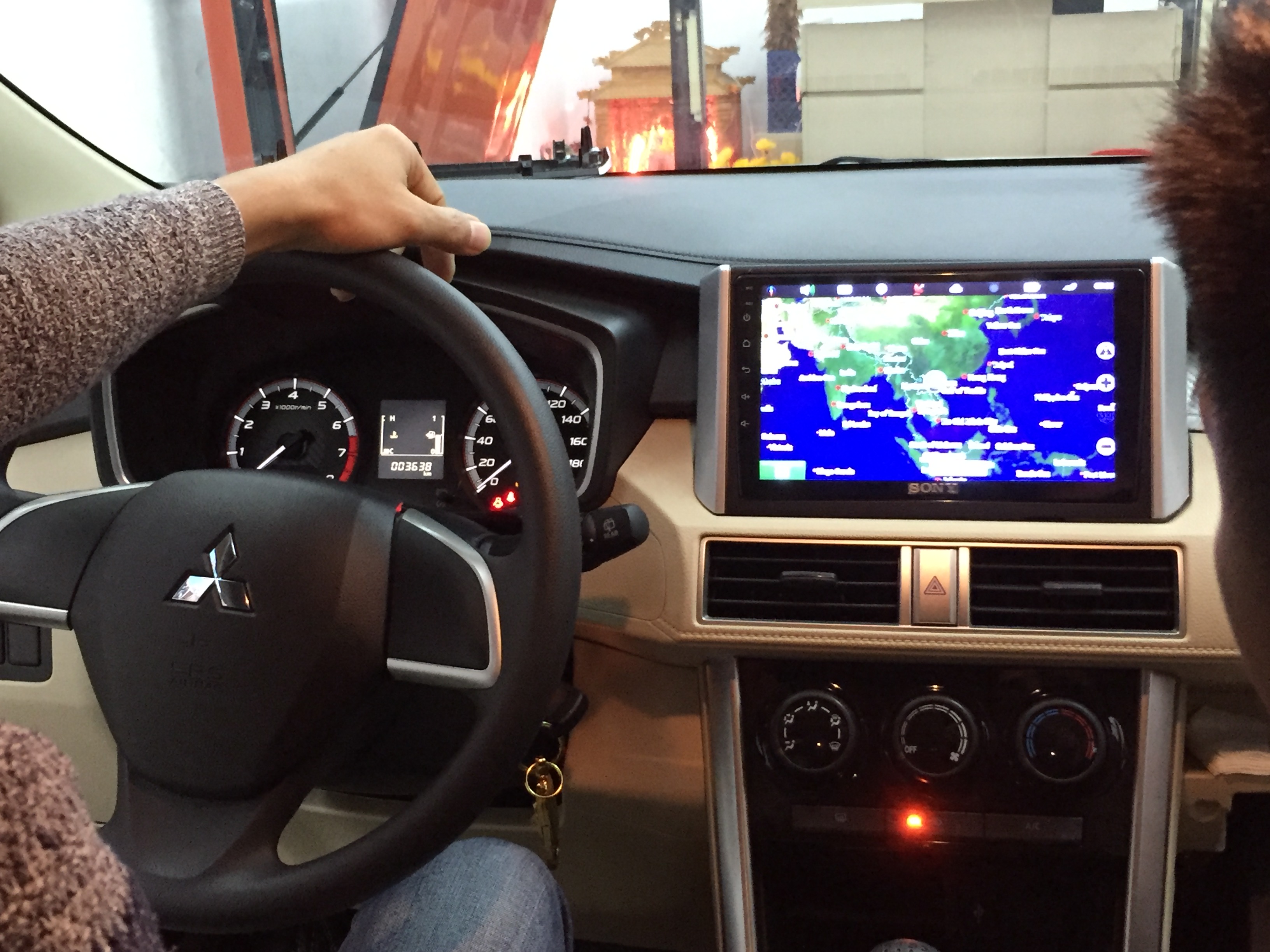 [Hỗ Trợ Lắp Đặt ] Bộ màn hình xe Mitsubisi Xpander lắp sim 4G RAM 2G ROM 32G thu phát wifi hỗ trợ TIẾNG VIỆT tích hợp vô lăng Ra lệnh giọng nói chỉ đường NAVITEL tiện ích lắp đặt dễ dàng Màn hình xe Xpander SHOP UY TÍN 166