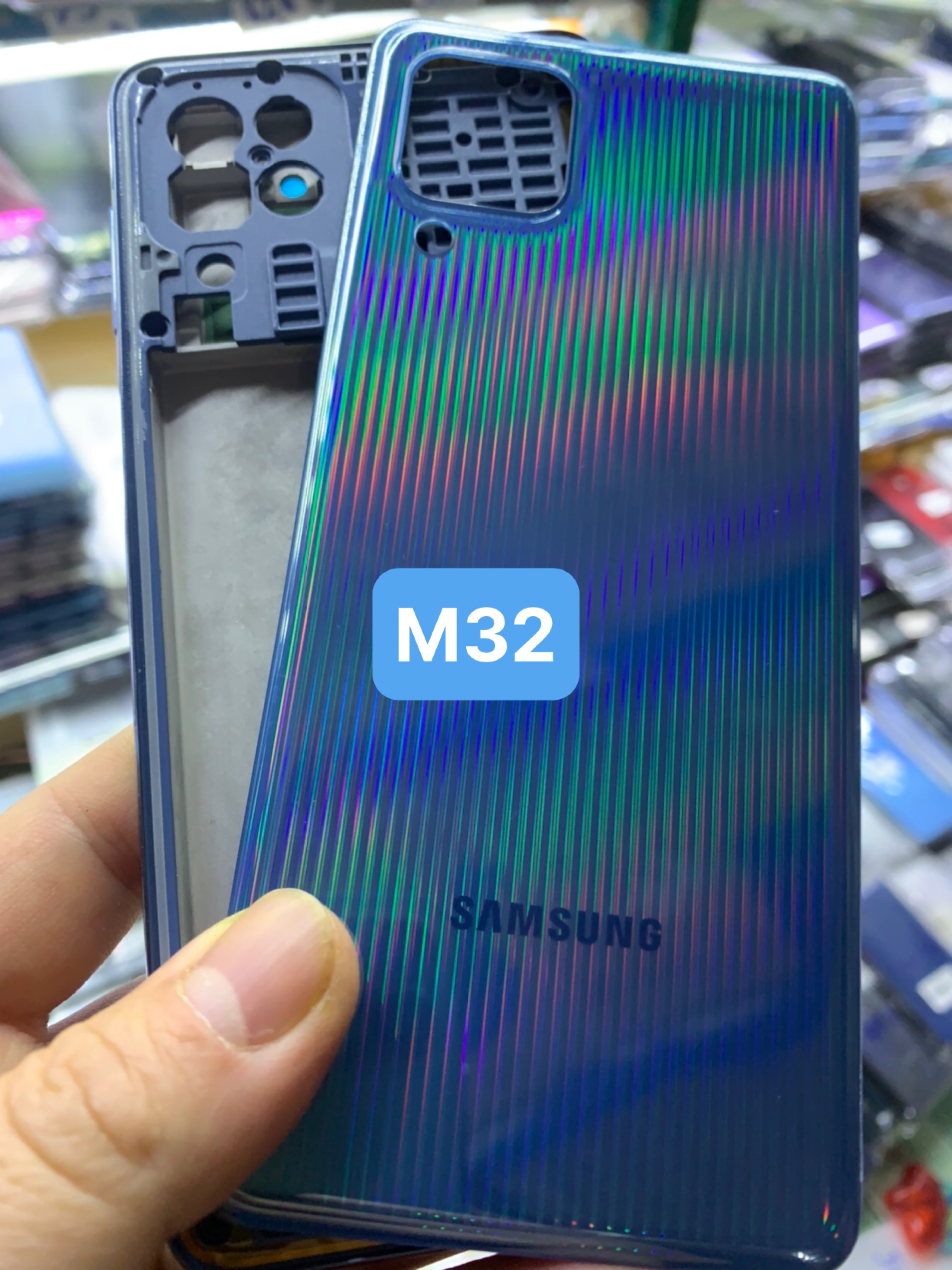 Bộ vỏ zin samsung M32 / có mã kèm khay sim