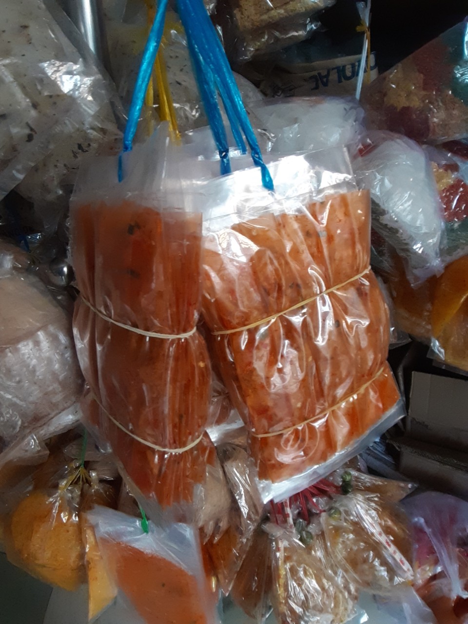 (1 bịch ) Bánh tráng dẻo tôm cuộn hành phi.