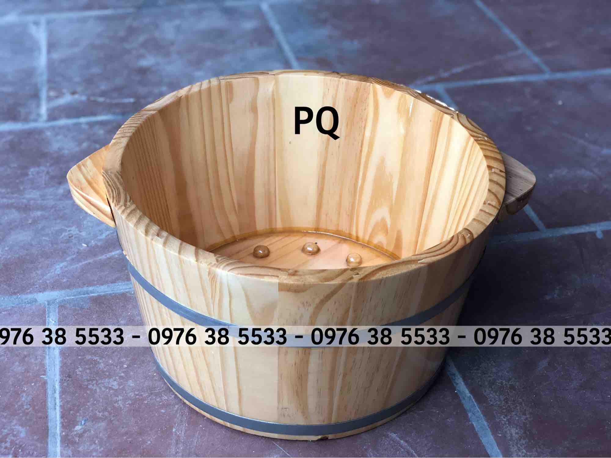 Chậu gỗ ngâm chân có hạt massa