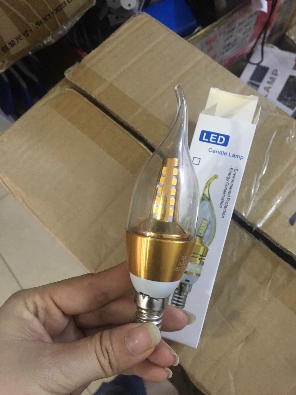 Bóng led Edison  râu 4w ánh sáng vàng, đỏ đui E14, E27