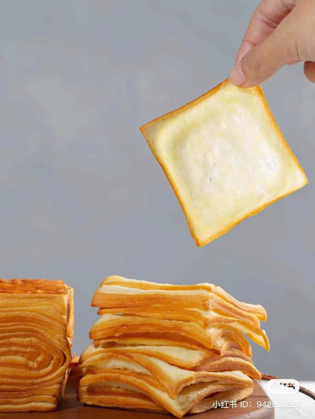 {date 60-90 ngày]Bánh mì sandwich siêu mỏng ngàn lớp bơ sữa hộp 420gr 2 túi