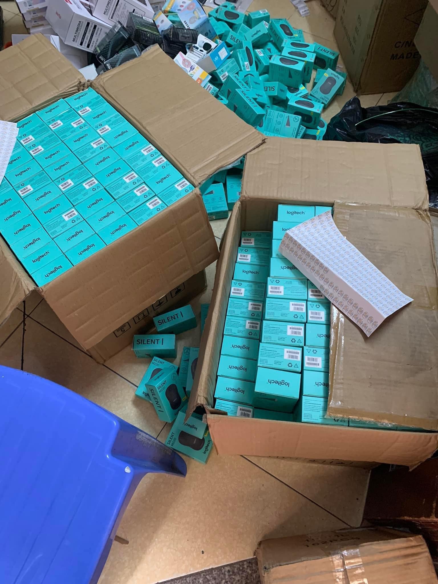 Chuột Không Dây M220 Không Tiếng Ồn