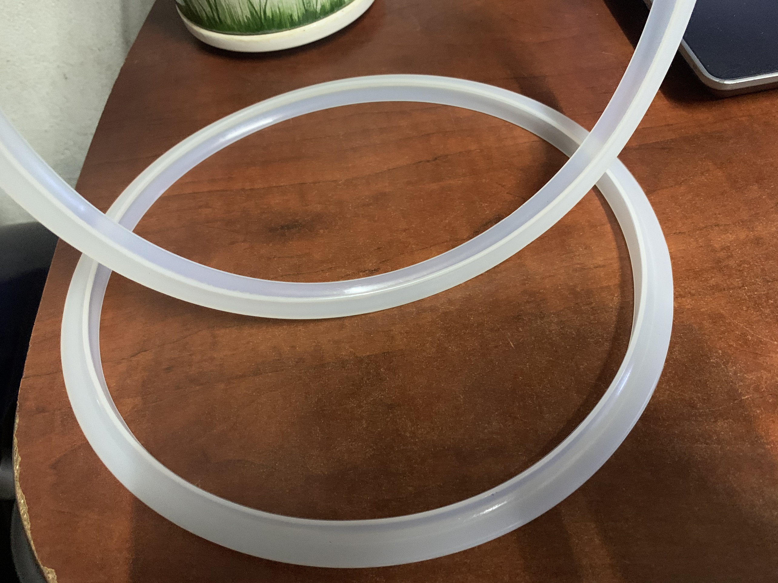 [HCM]Ron nồi áp suất gas Supor (tay cầm dài) 24cm