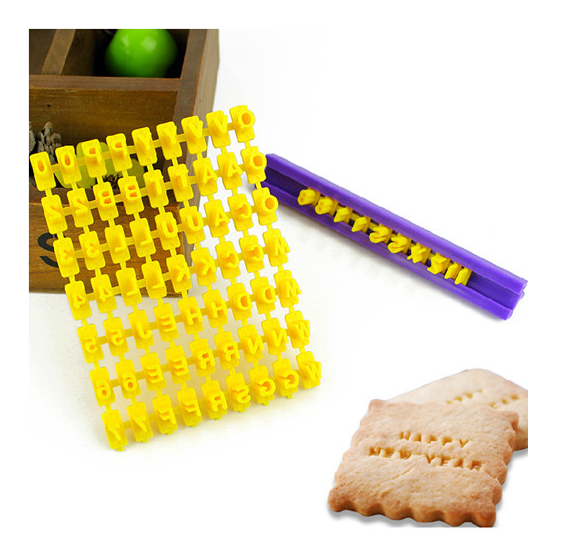 Bộ In Chữ Chìm Lên Bánh , Đất Sét