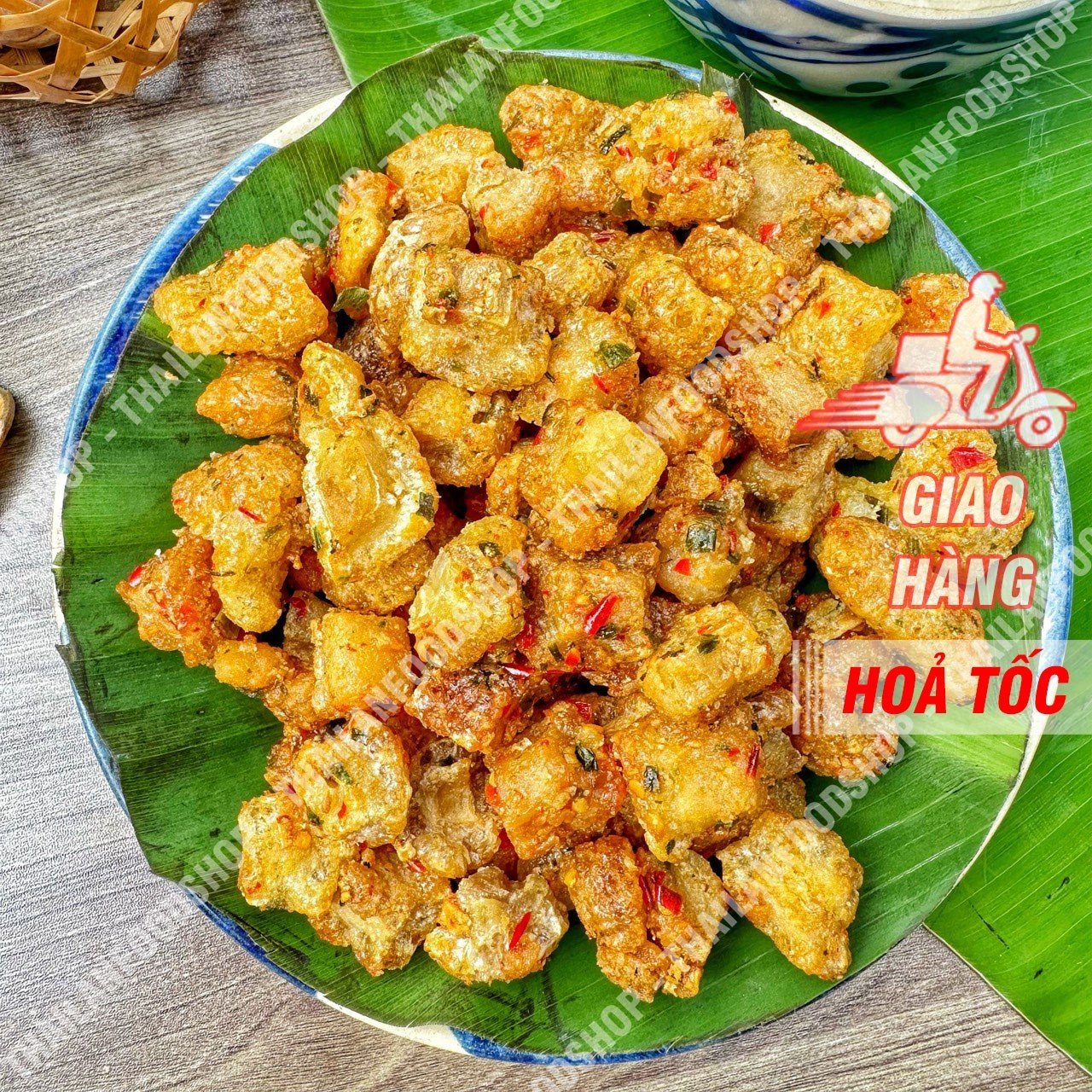 Tóp Mỡ Liền Da Sốt Mắm Hành - Lon 100Gr