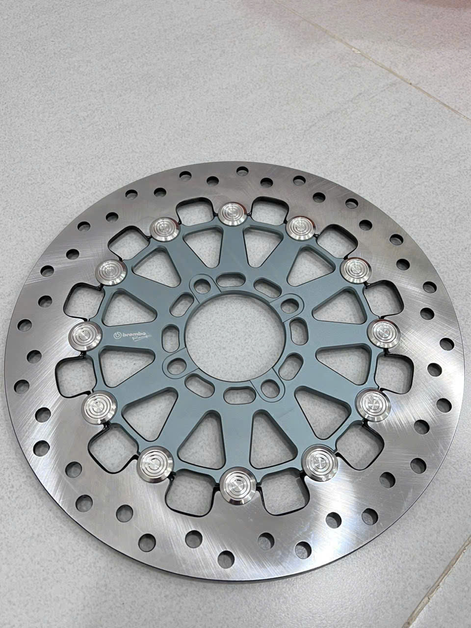 Đĩa Thắng brembo V2 267 12 khoen Khoen inox A100