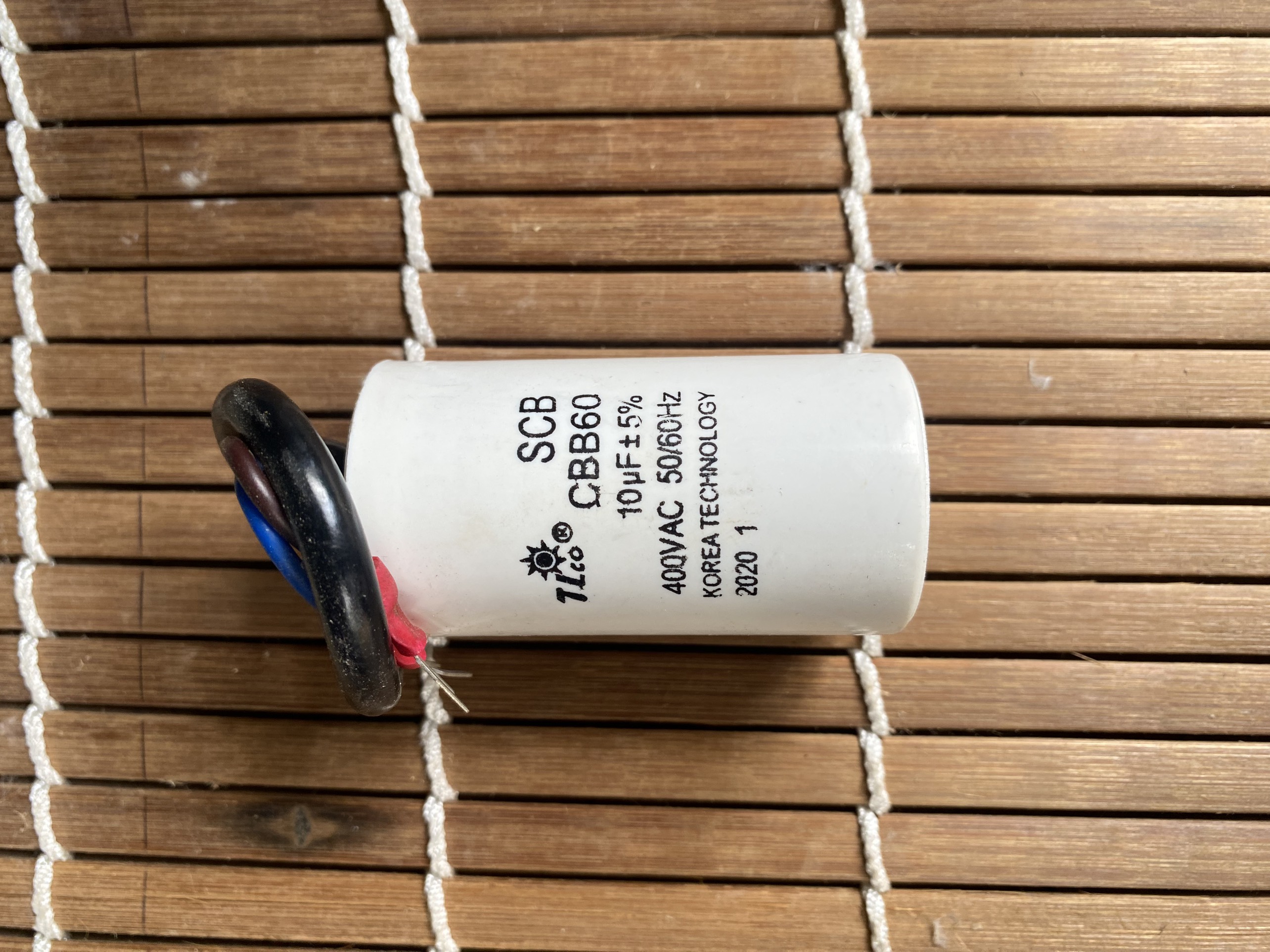 Tụ ngậm, tụ đề 10uf
