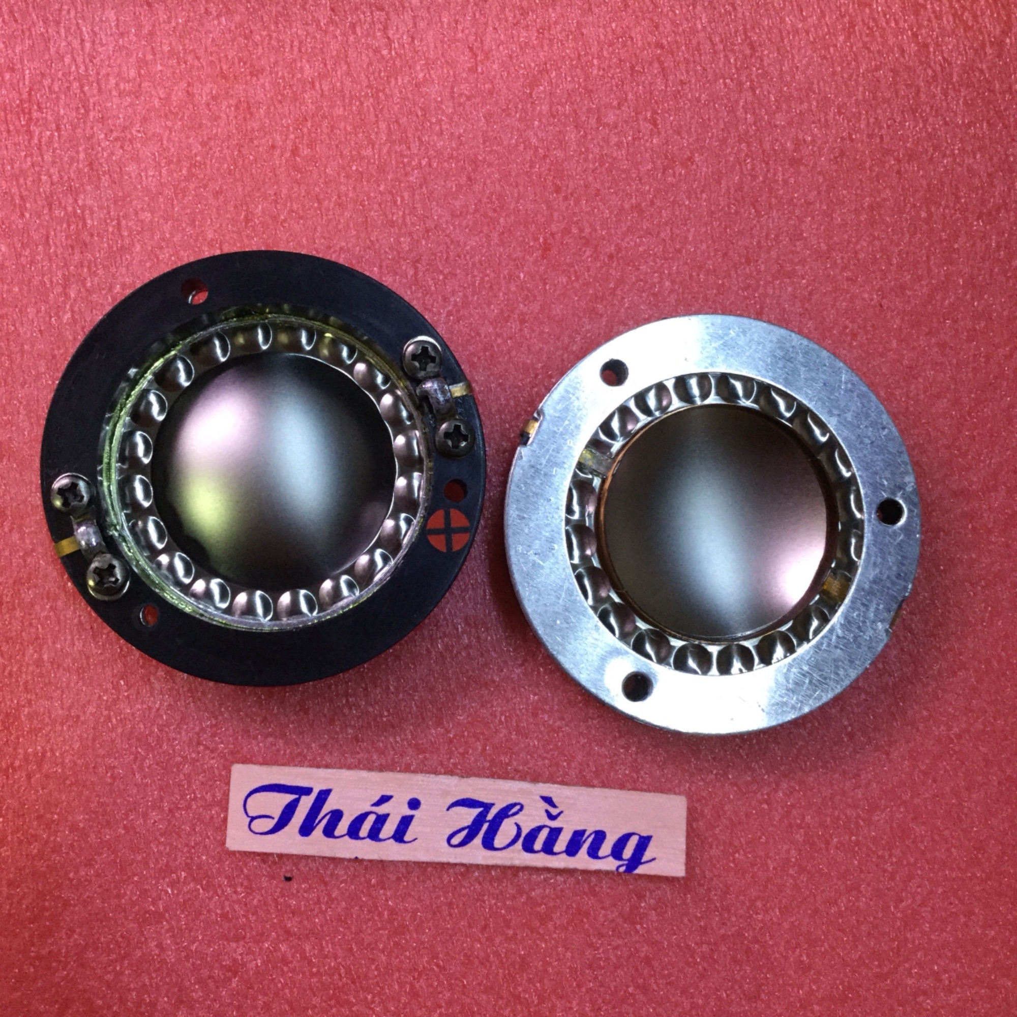 Côn loa hồng kỳ 44.4