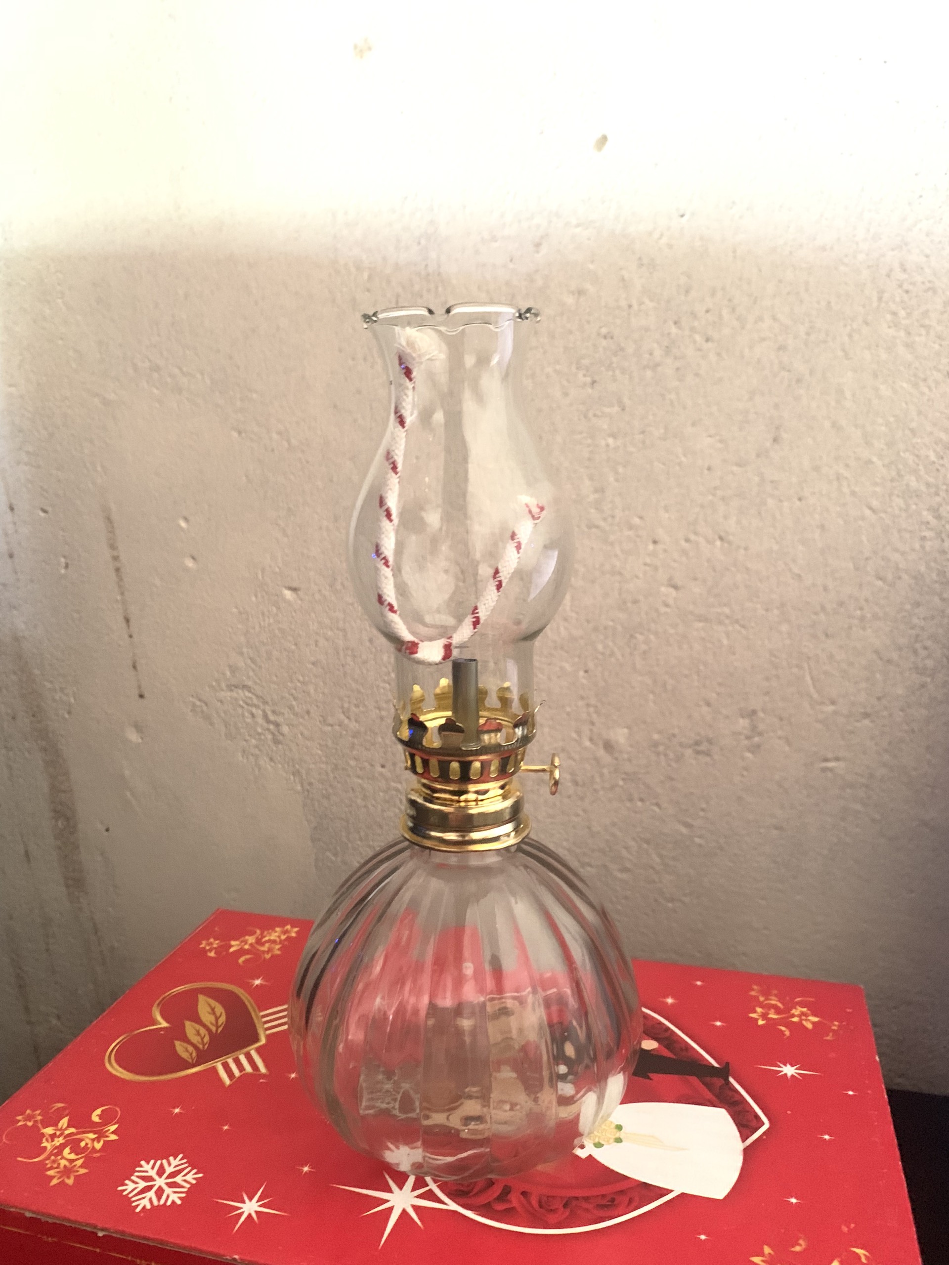 đèn thờ thắp đèn lưu ly bằng thủy tinh
