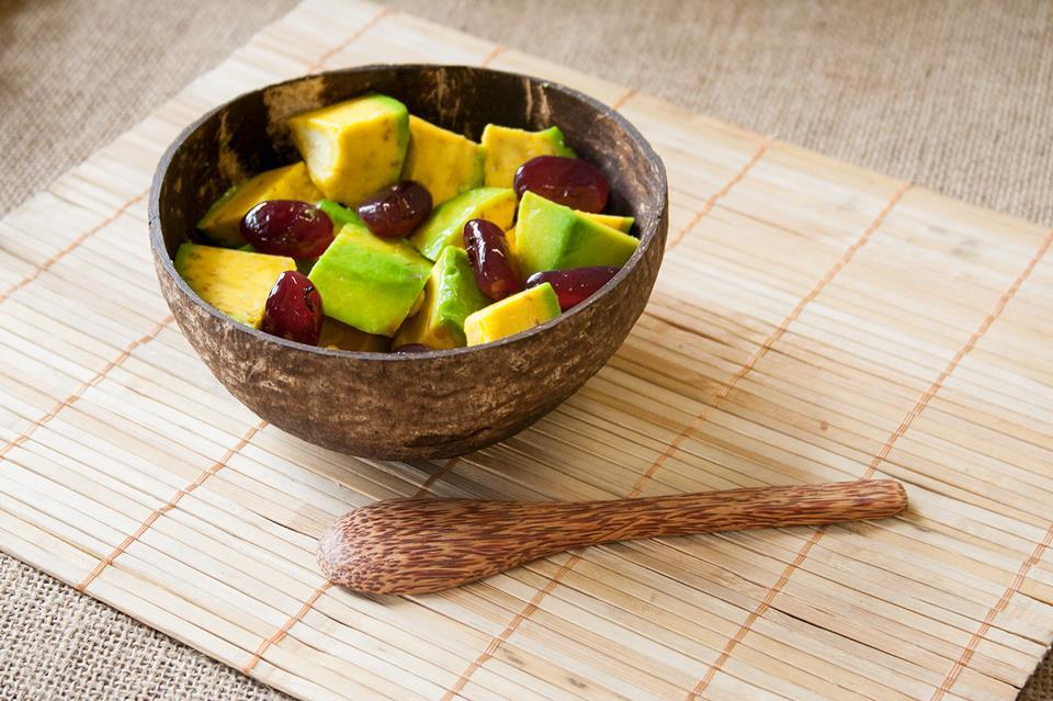 Chén (Bát) Gáo Dừa Tự Nhiên One4One (mài thô - không ngâm/sơn hóa chất) / Coconut Bowl