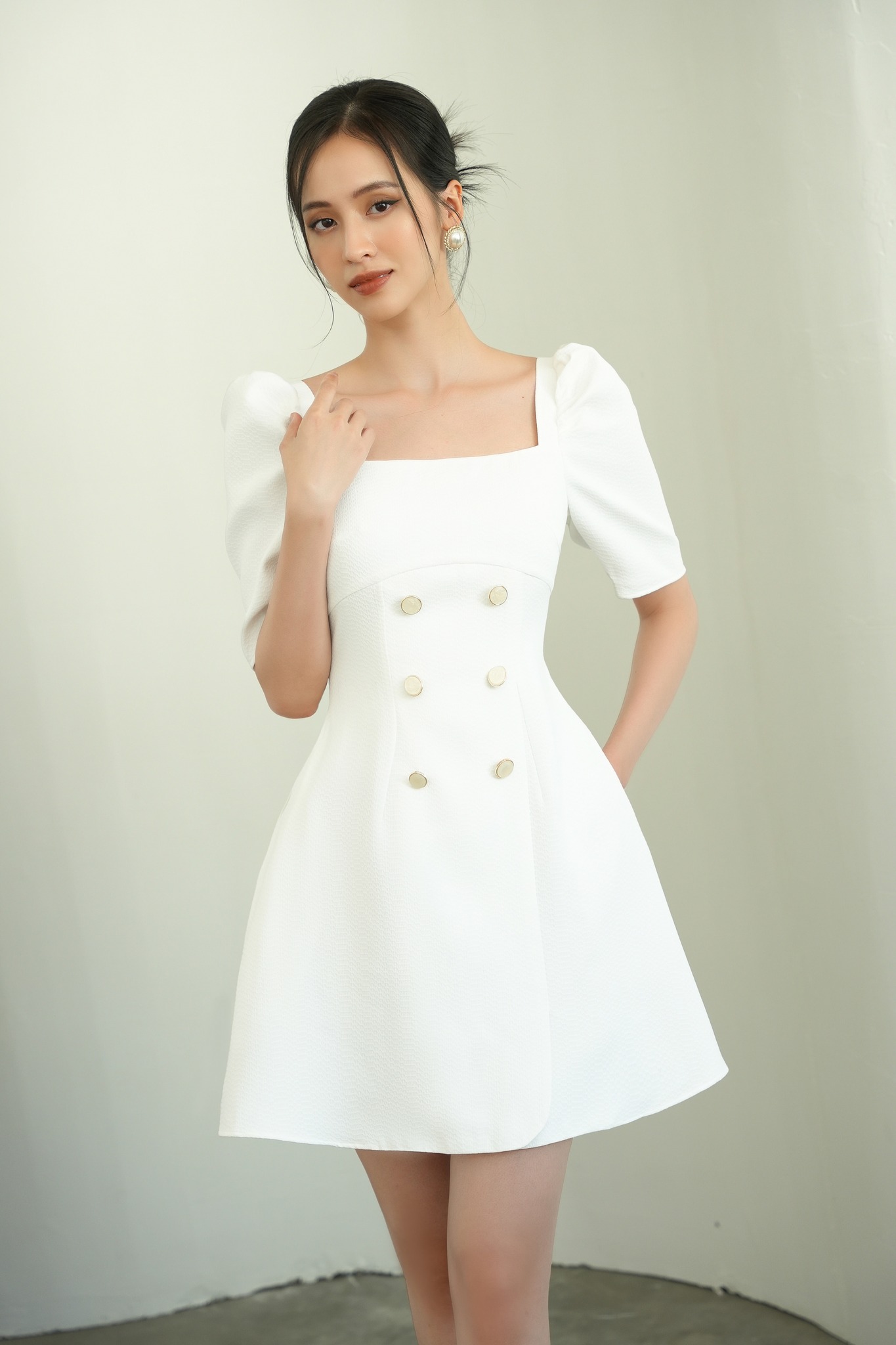 OLV - Đầm Alva Button Dress