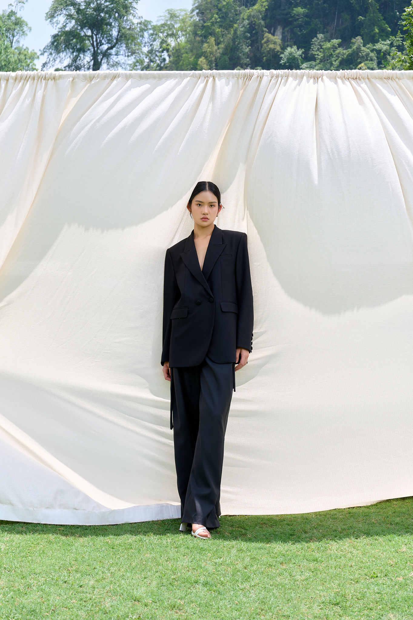 Quần thời trang ống rộng cạp cao - ESTHER STUDIOS Mega Pants - Black