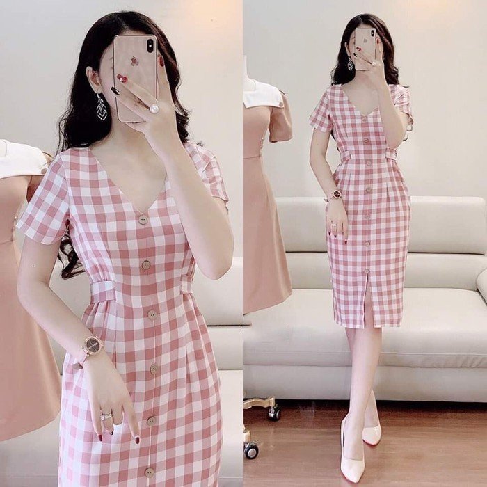ĐẦM CARO CỔ TIM CỘT EO PHỐI NÚT SANG TRỌNG DÀI ĐẦM 96CM   (KÈM QUÀ TẶNG)