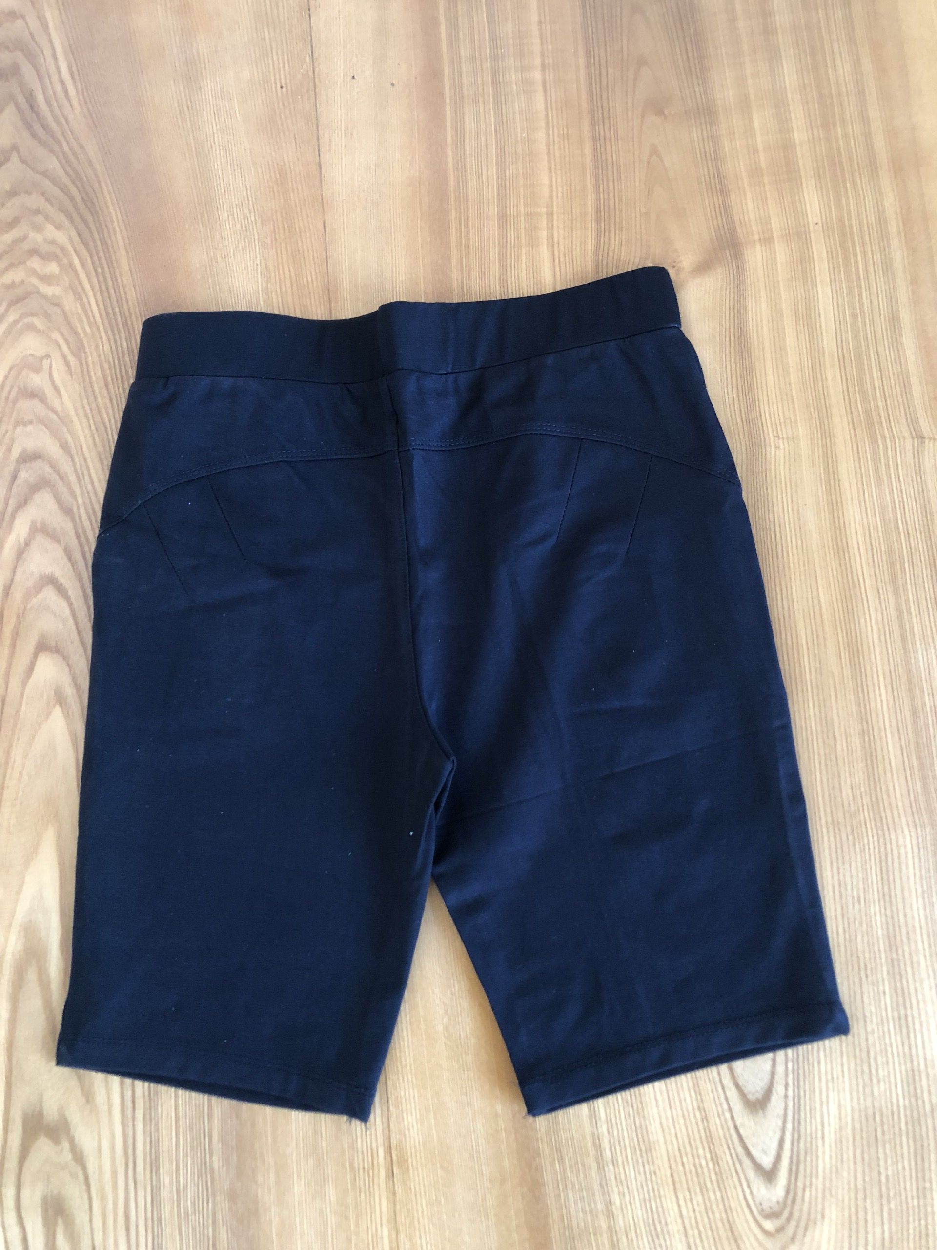 Quần legging ngố siêu hot,quần legging lửng nữ