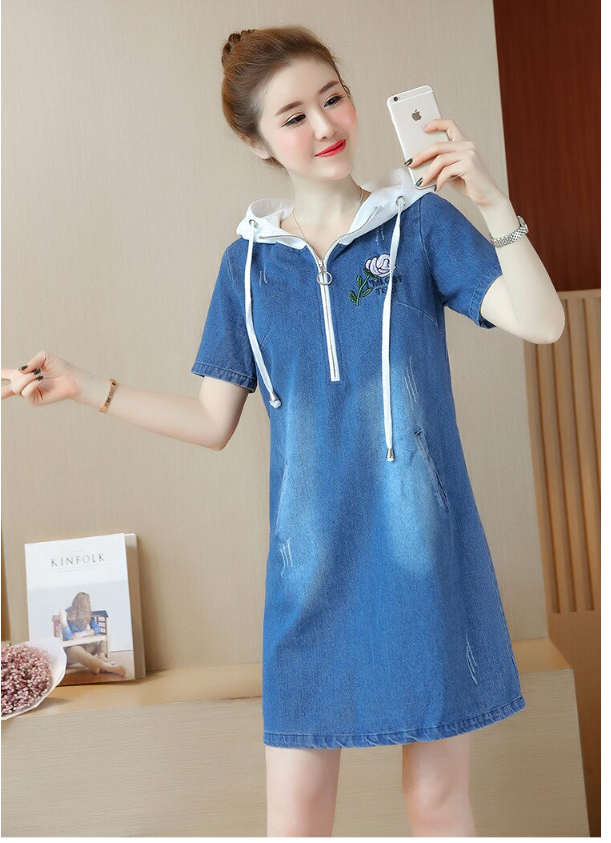 ĐẦM JEAN PHỐI NÓN  TRẮNG THỜI TRANG D703