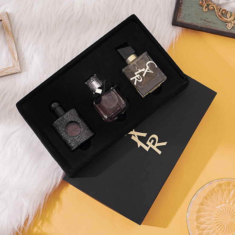 Sét 3 chai nước hoa CXLR ngọt ngào, quyến rũ - mỗi chai 30ml có hộp đựng làm quà sang trọng