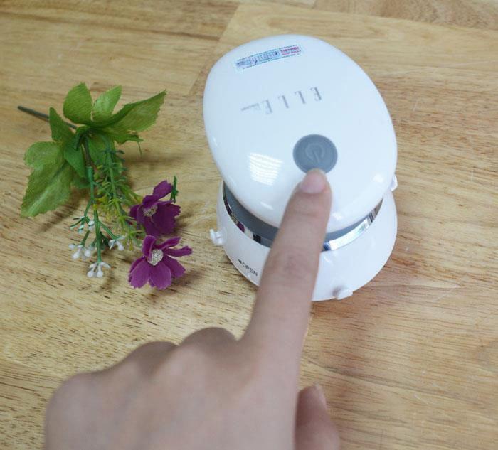 Máy Massage Mặt Beurer MGE20