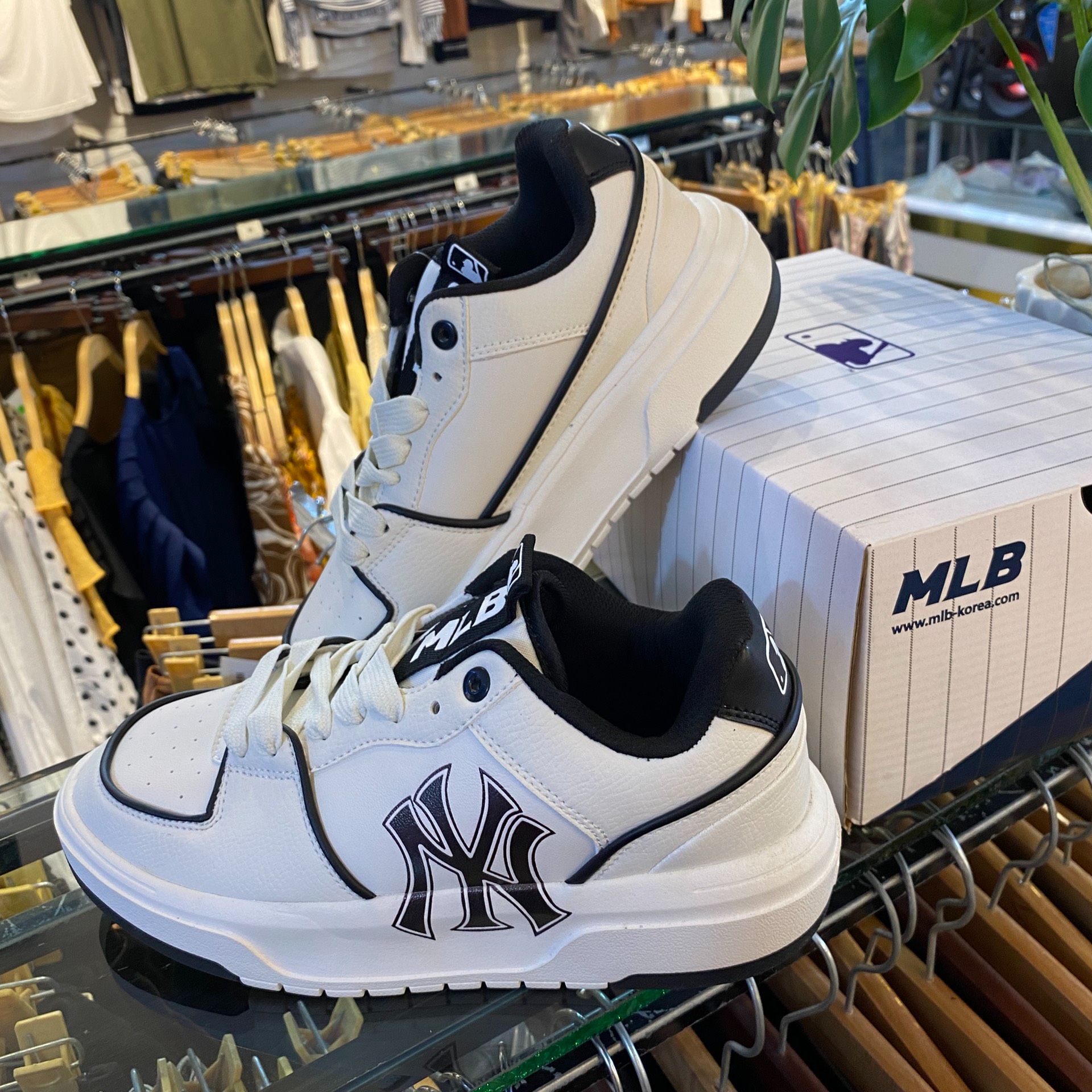 Giày MLB Ny chunky liner, Giày mlb ny trắng đen. size 36-43 [pipistore]