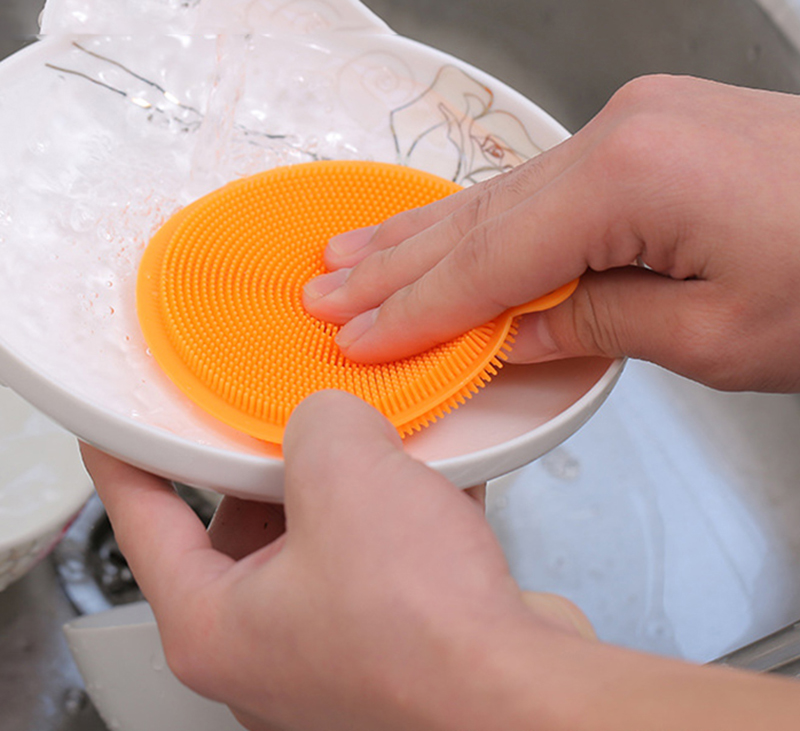 Silicone Dishwashing Pad with Hanging Hook (11 cm)