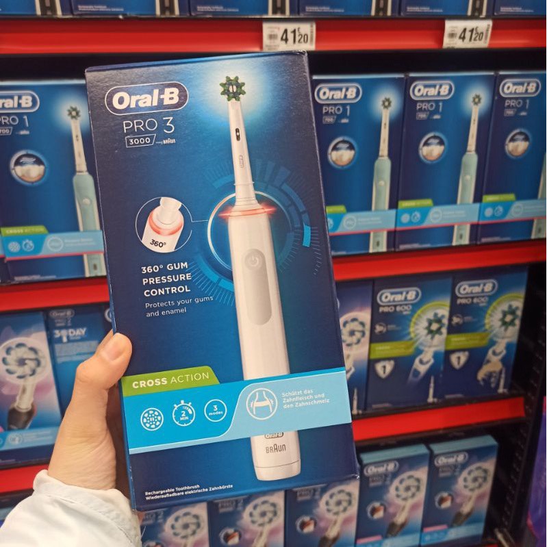 BÀN CHẢI ĐIỆN ORAL B PRO 3 3000