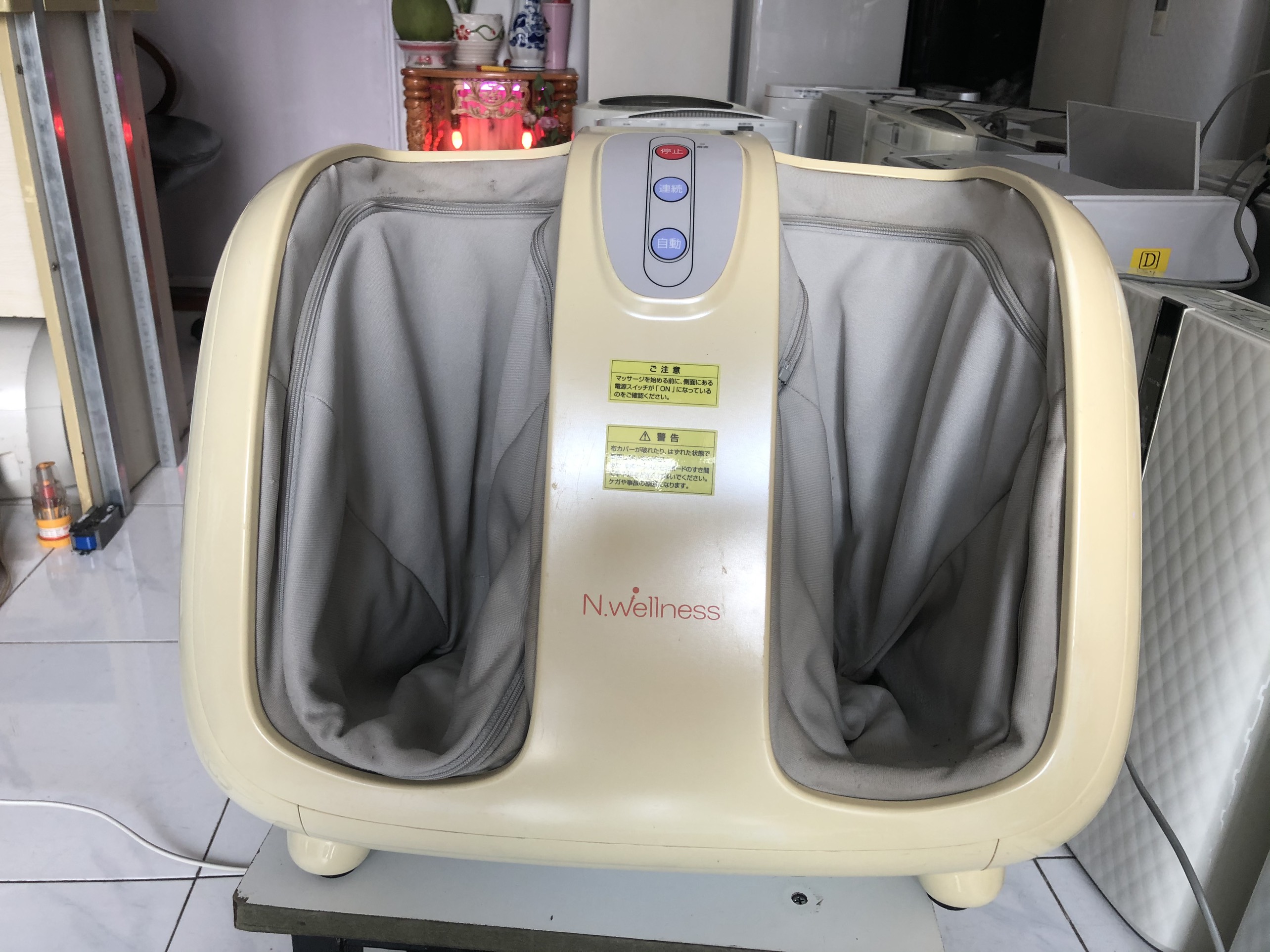 Máy massage bàn chân và bắp chân THRIVE, nội địa nhật