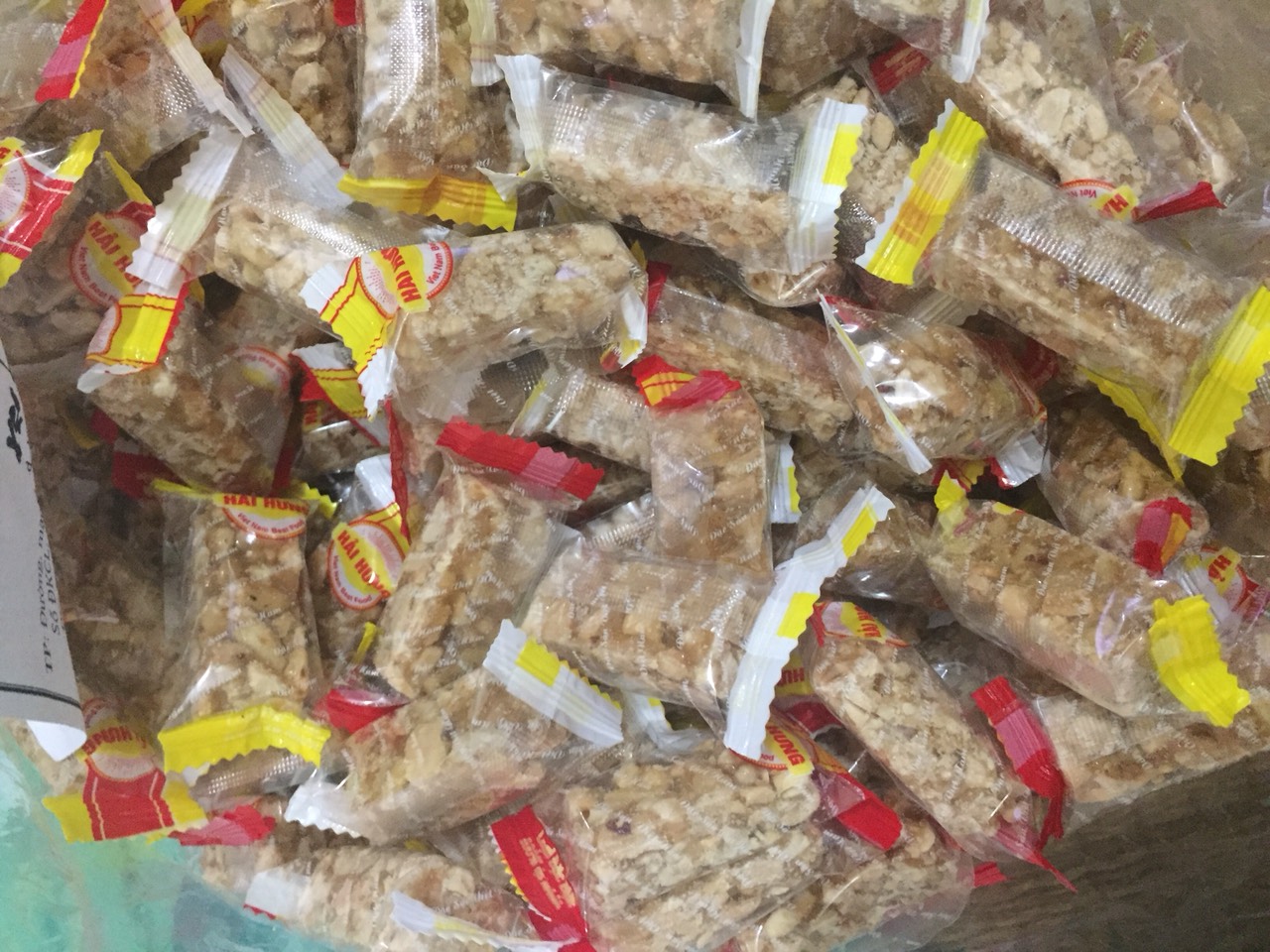 1KG KẸO LẠC THƠM NGON HẢO HẠNG