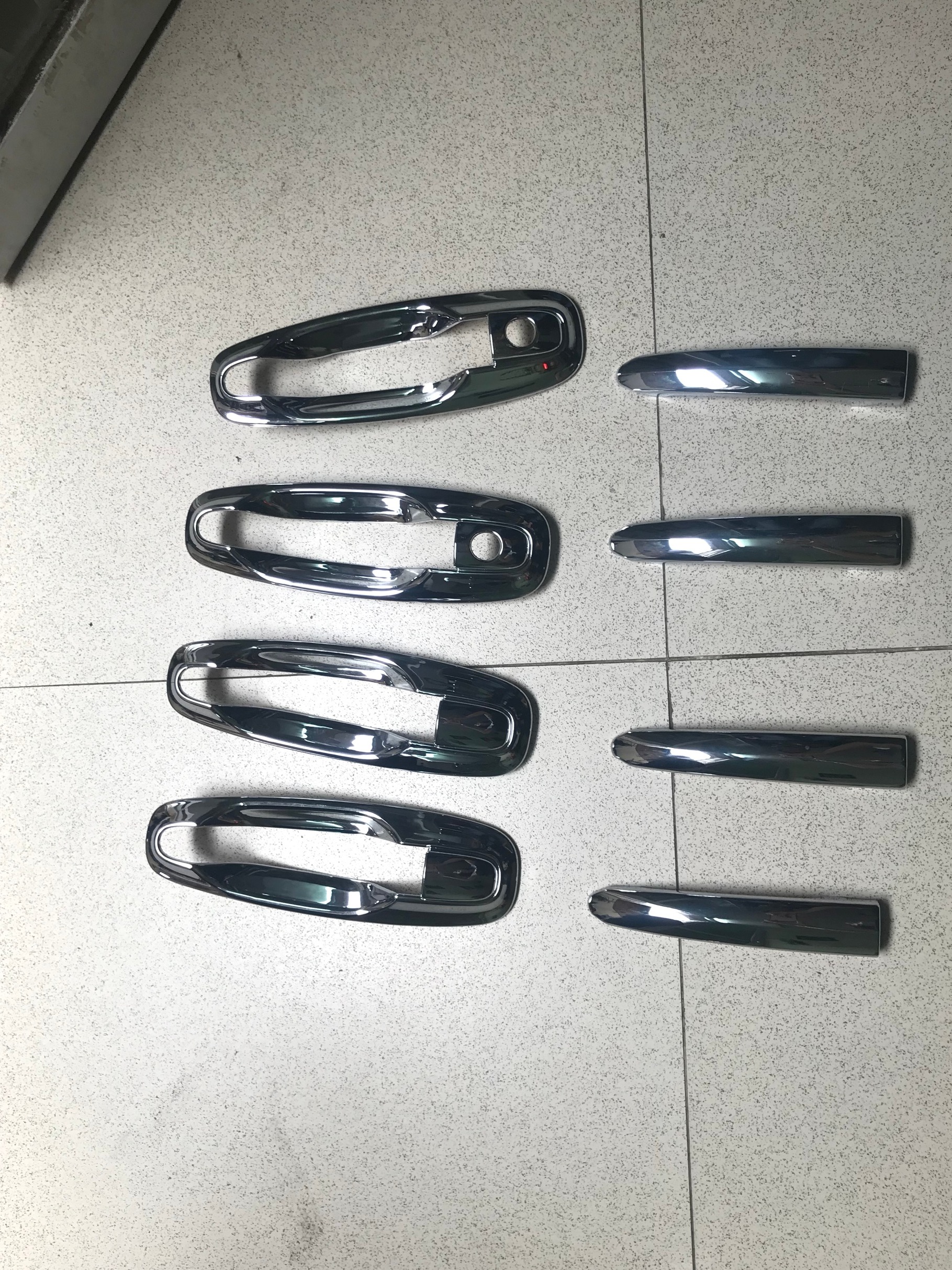 Bộ ốp tay cửa + hõm cửa xe lacetti bản việt nam đời 2004 đến 2009