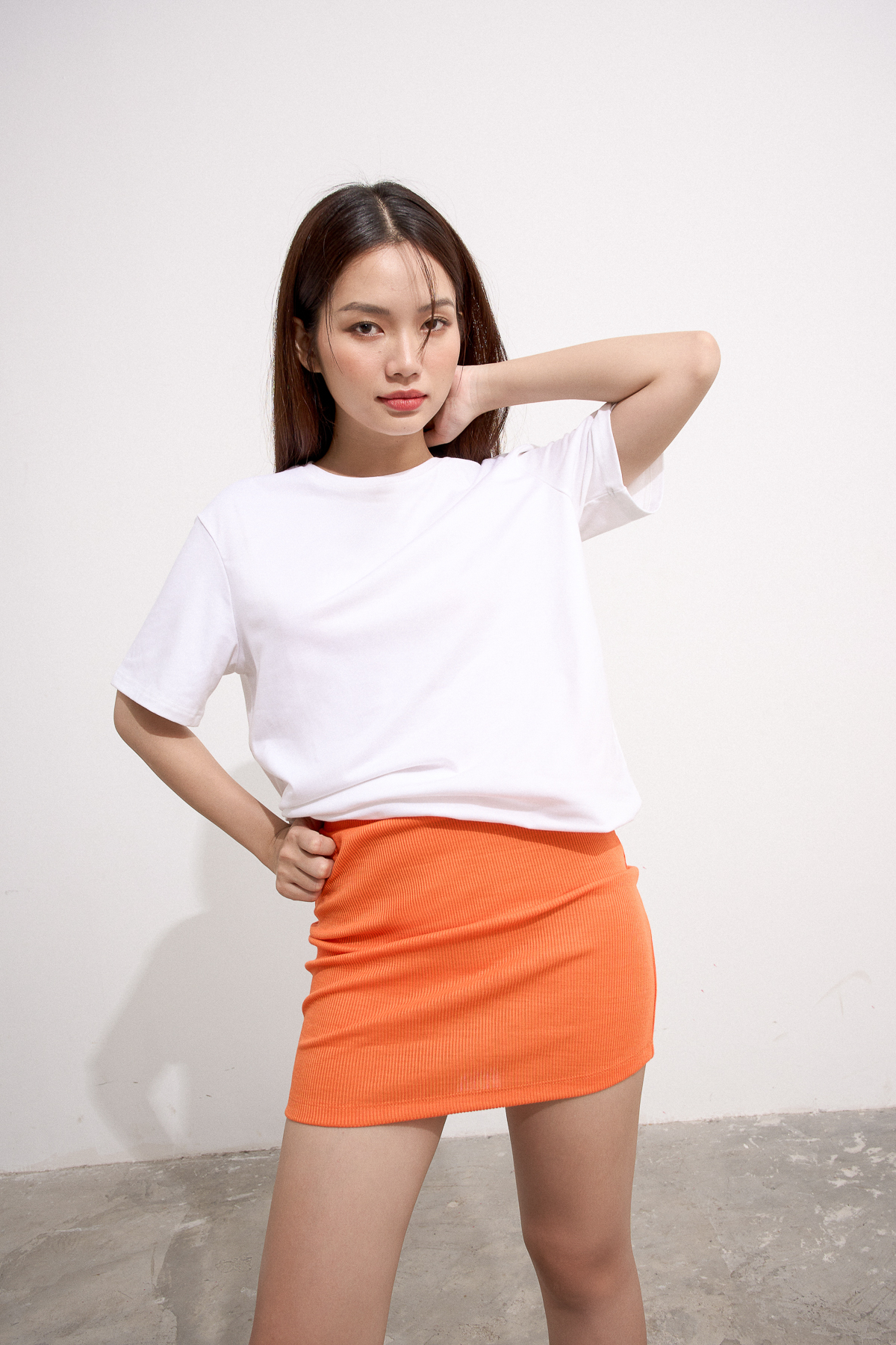[NHẬP MÃ LAZSOCIAL GIẢM NGAY 10%] Áo thun MAYBI medium in chữ NU