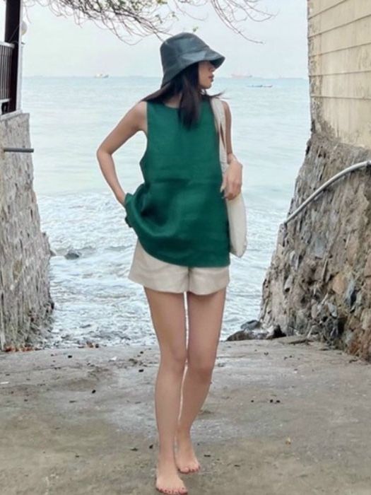 Áo kiểu yếm xẻ lưng Linen Hàn Premium cúc bọc trẻ trung xin xò có 4 màu lựa chọn