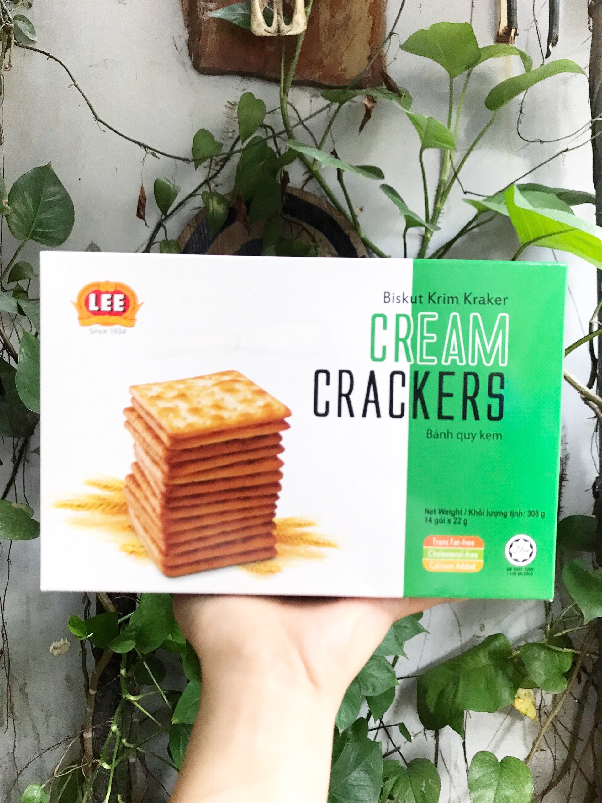 Lee Crackers Barley Biscuits