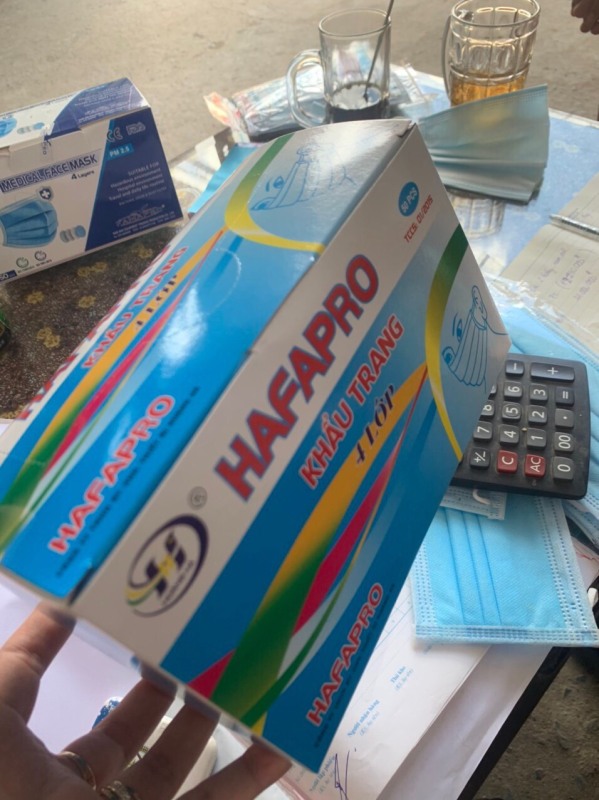KHẨU TRAN Y TẾ MÀU XANH, HỘP 50 CÁI, LOẠI 4 LỚP