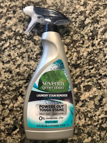 Nước xịt tẩy quần áo Seventh Generation 473ml