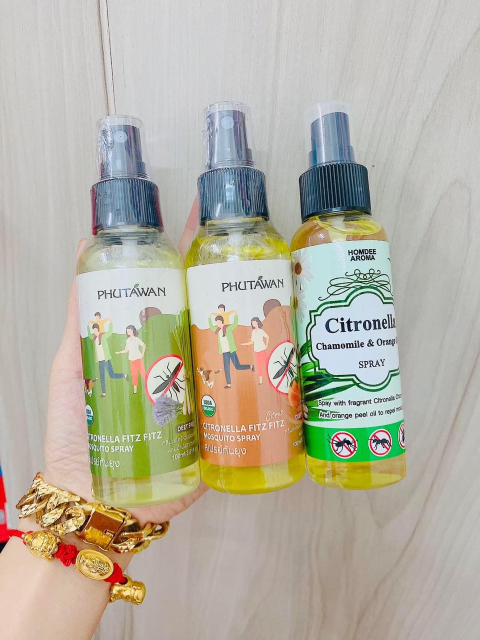 Xịt chống muỗi PHUTAWAN thảo dược phiên bản mới nhất Thái Lan