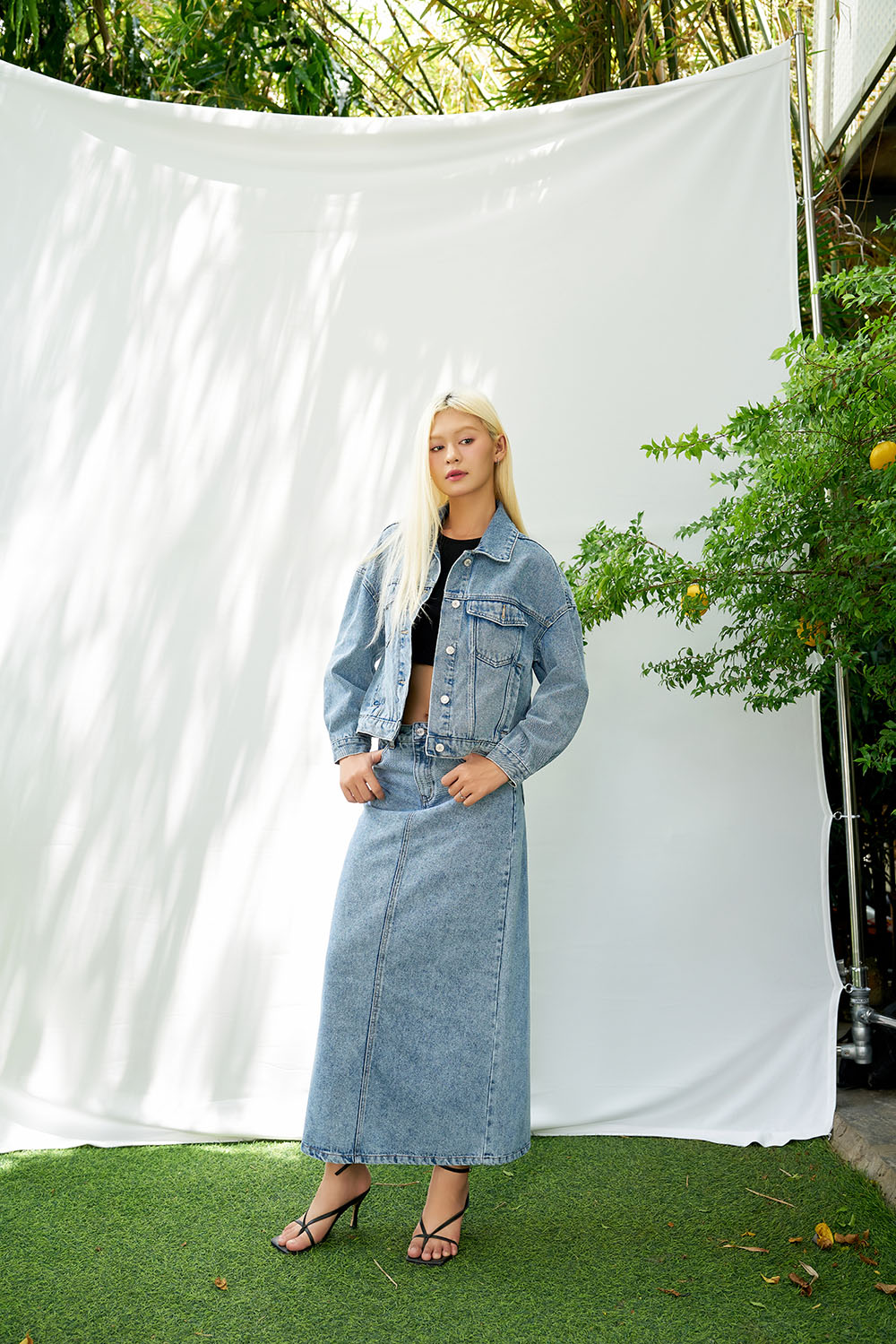 DOTTIE - Chân váy denim xẻ lai - S0170