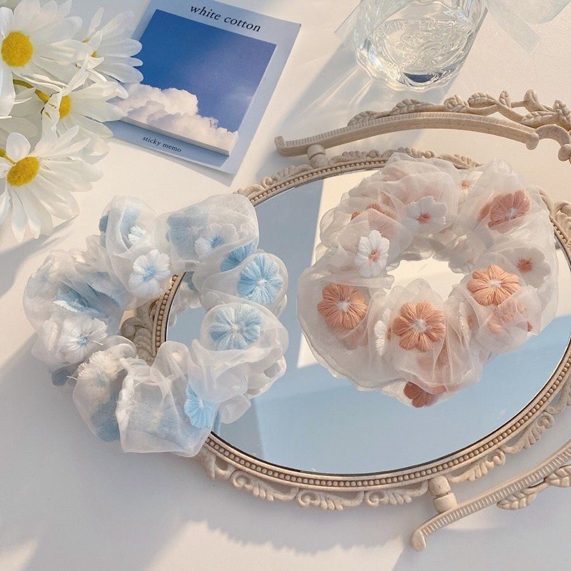 Cột tóc scrunchies thêu hoa - dây cột tóc scrunchies hoa