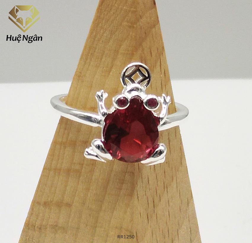 Nhẫn bạc 925 Huệ Ngân  RR1250