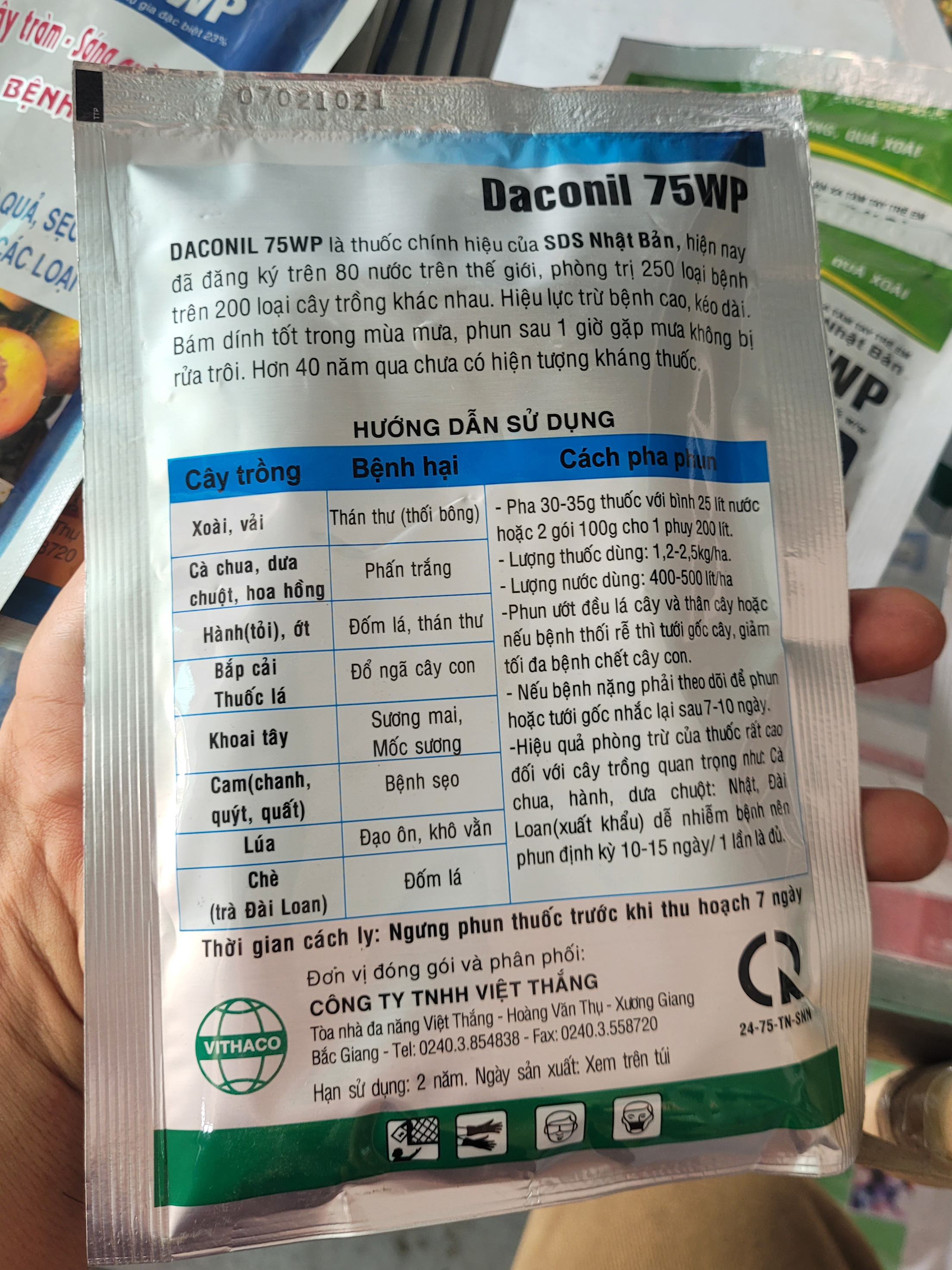 Thuốc trừ bệnh Nhật Bản Daconil 75WP 100gr