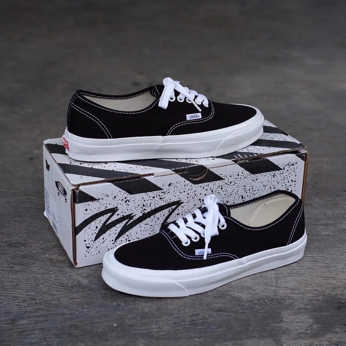 [SALE KHỦNG][TẶNG VỚ] GIÀY SNEAKERS NAM NỮ VANS AUTHENTIC CLASSIC BLACK/WHITE