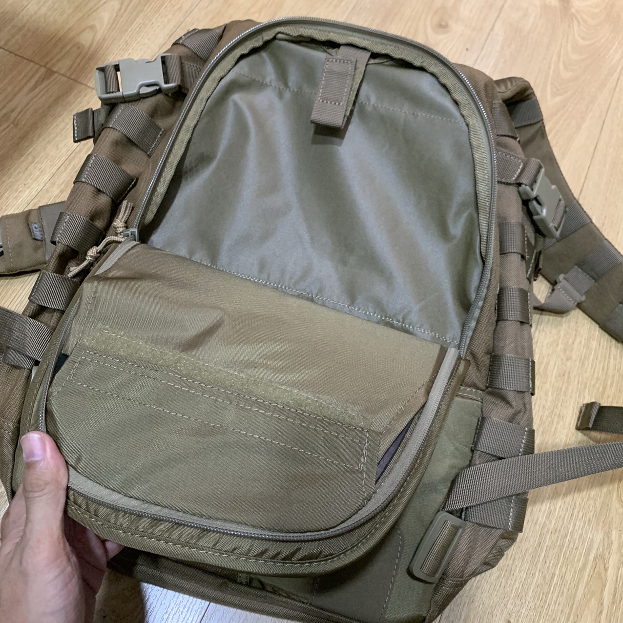 Balo thời trang tactical rush 24 màu vàng