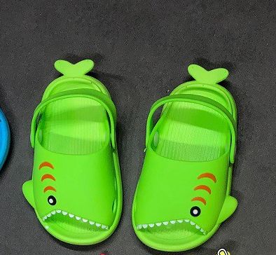 Dép Sục Cá Mập Baby Shark Đáng Yêu Cho Bé Trai Bé Gái