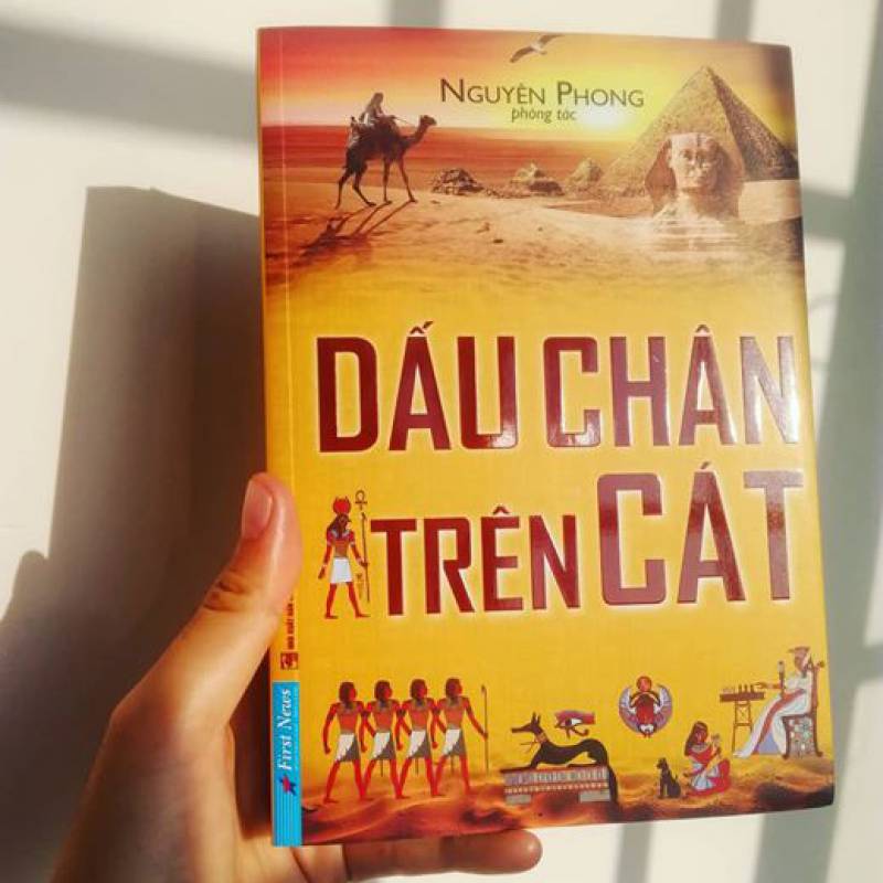 Dấu Chân Trên Cát