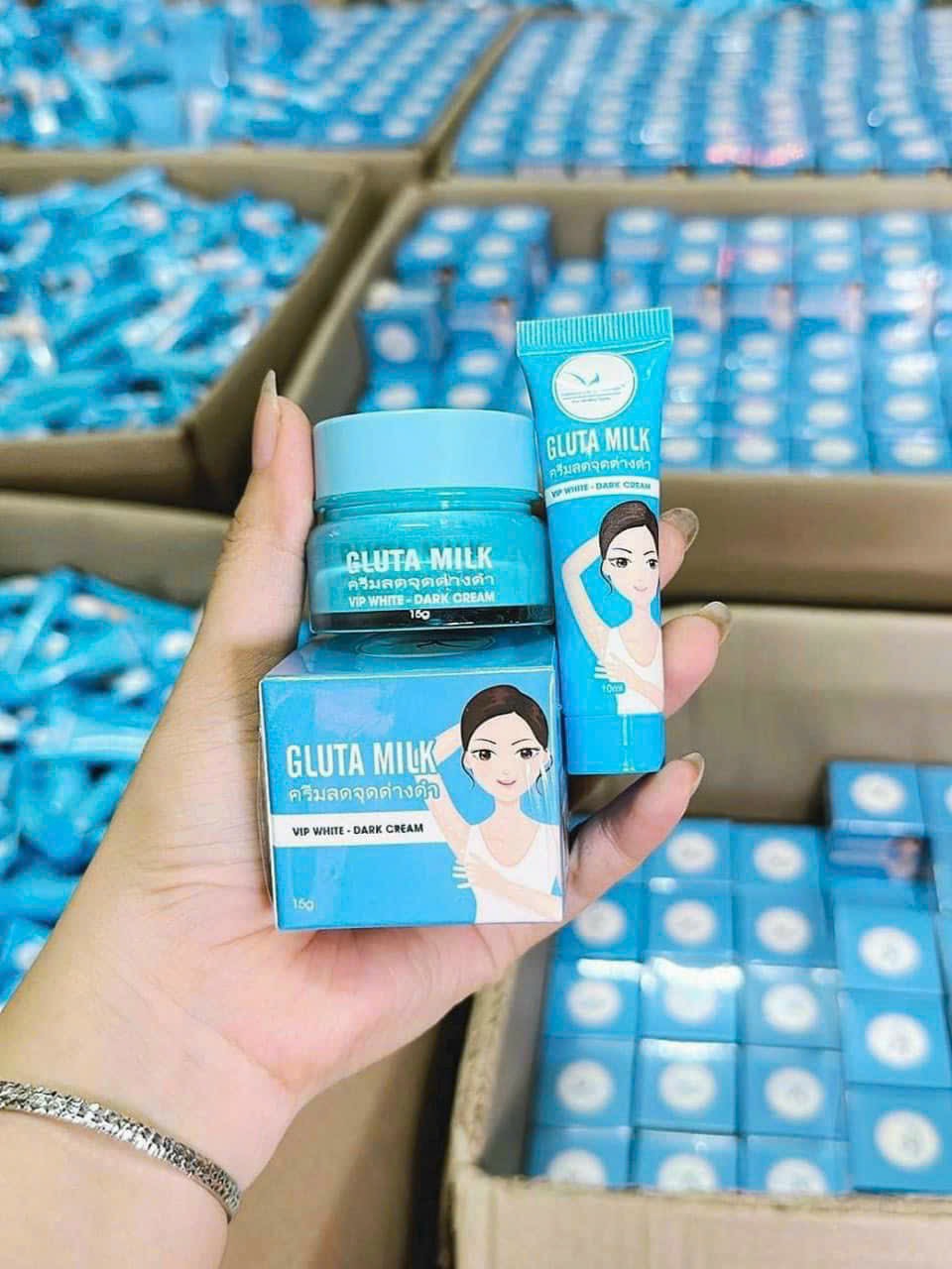 Kem Giảm Thâm Nách Gluta Milk 15g