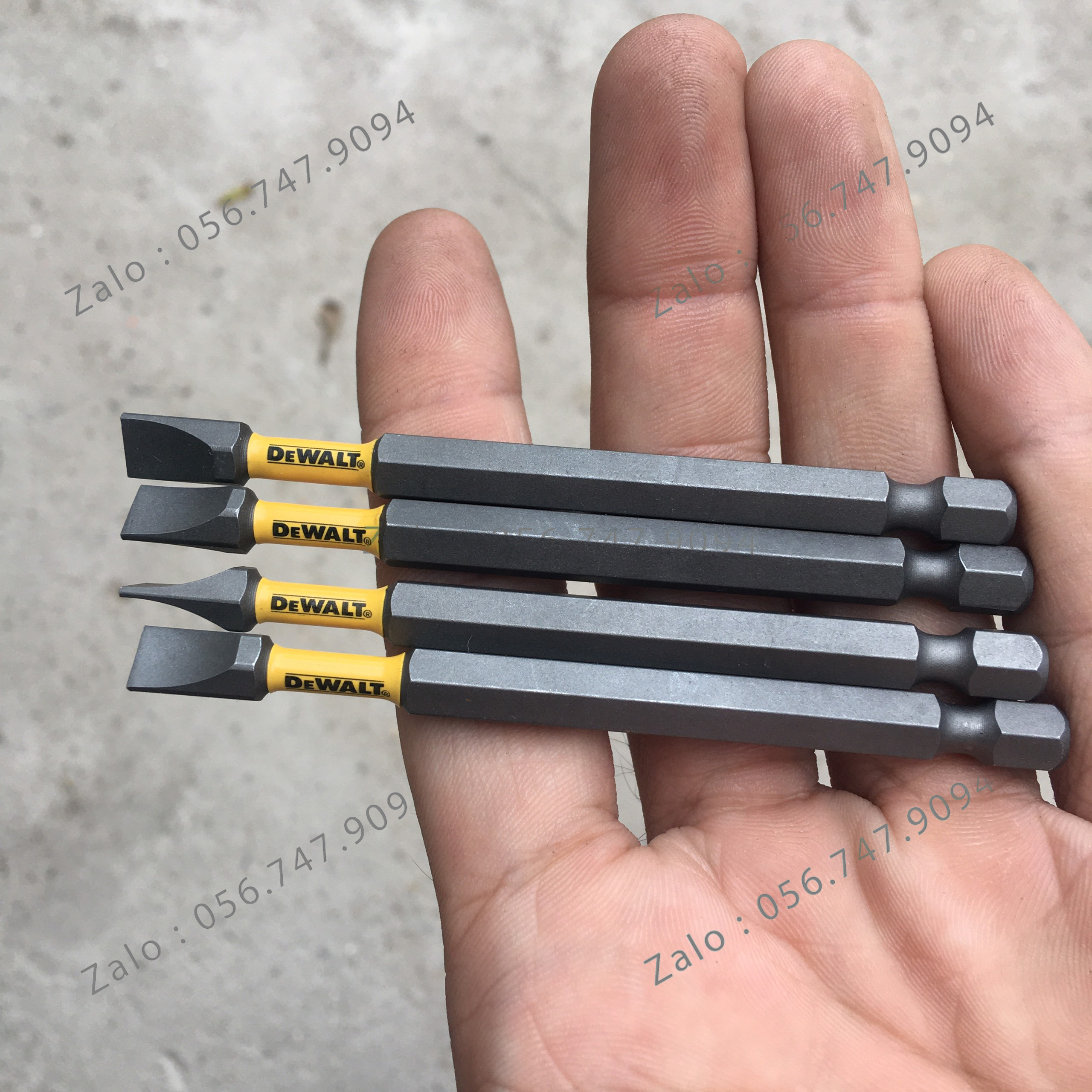 [1 Cái]Mũi Vít Dẹp DEWALT SL8 Dài 90mm