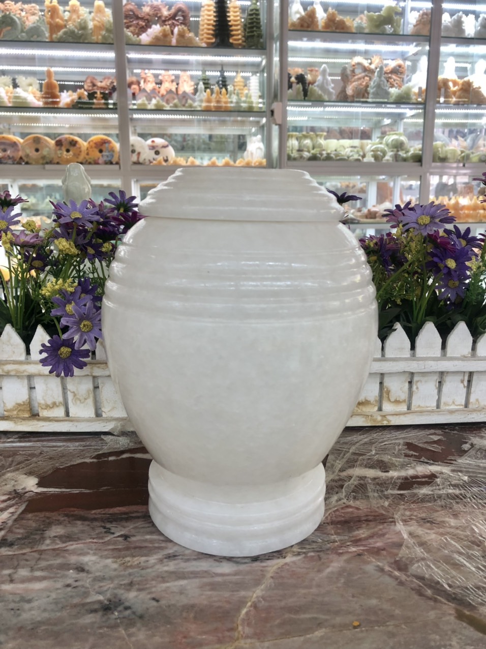 Hủ đưng tro cốt đá cẩm thạch trắng