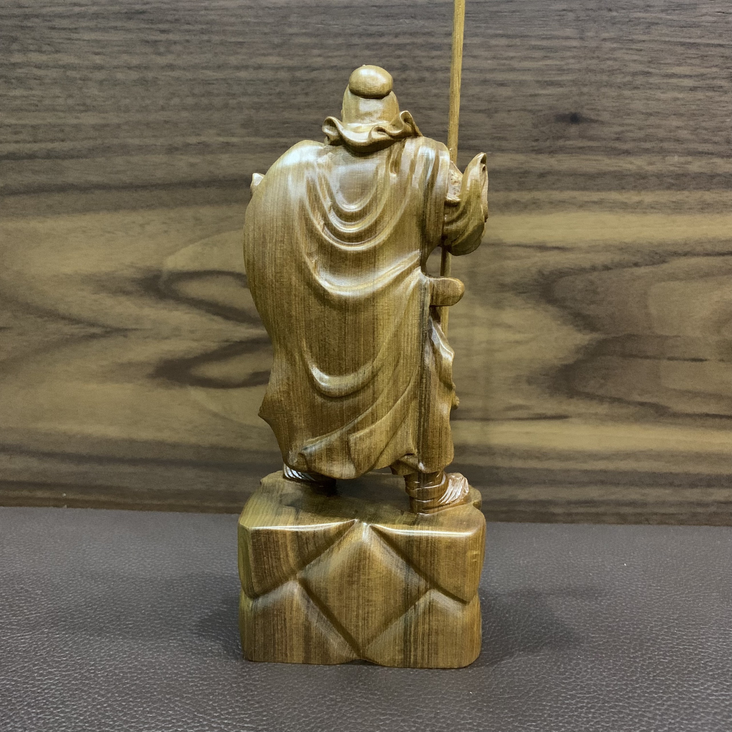 Tượng quan công gỗ bách xanh cao 20 cm