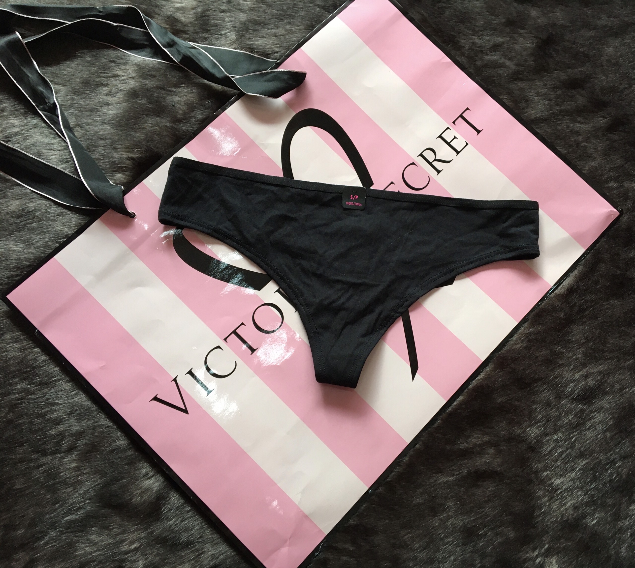 Quần lasenza cotton thong L6